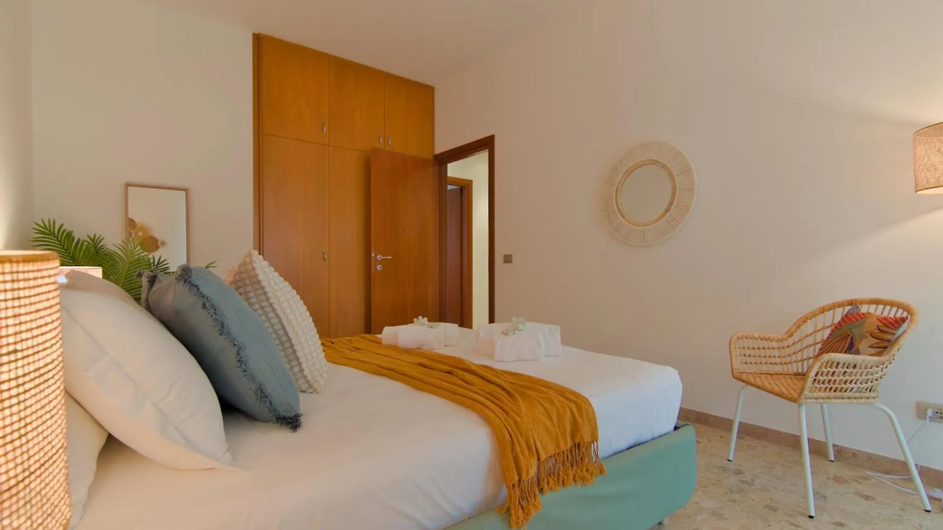 Apartment Atelier River Charm Near Adige, Center & Game Room Verona