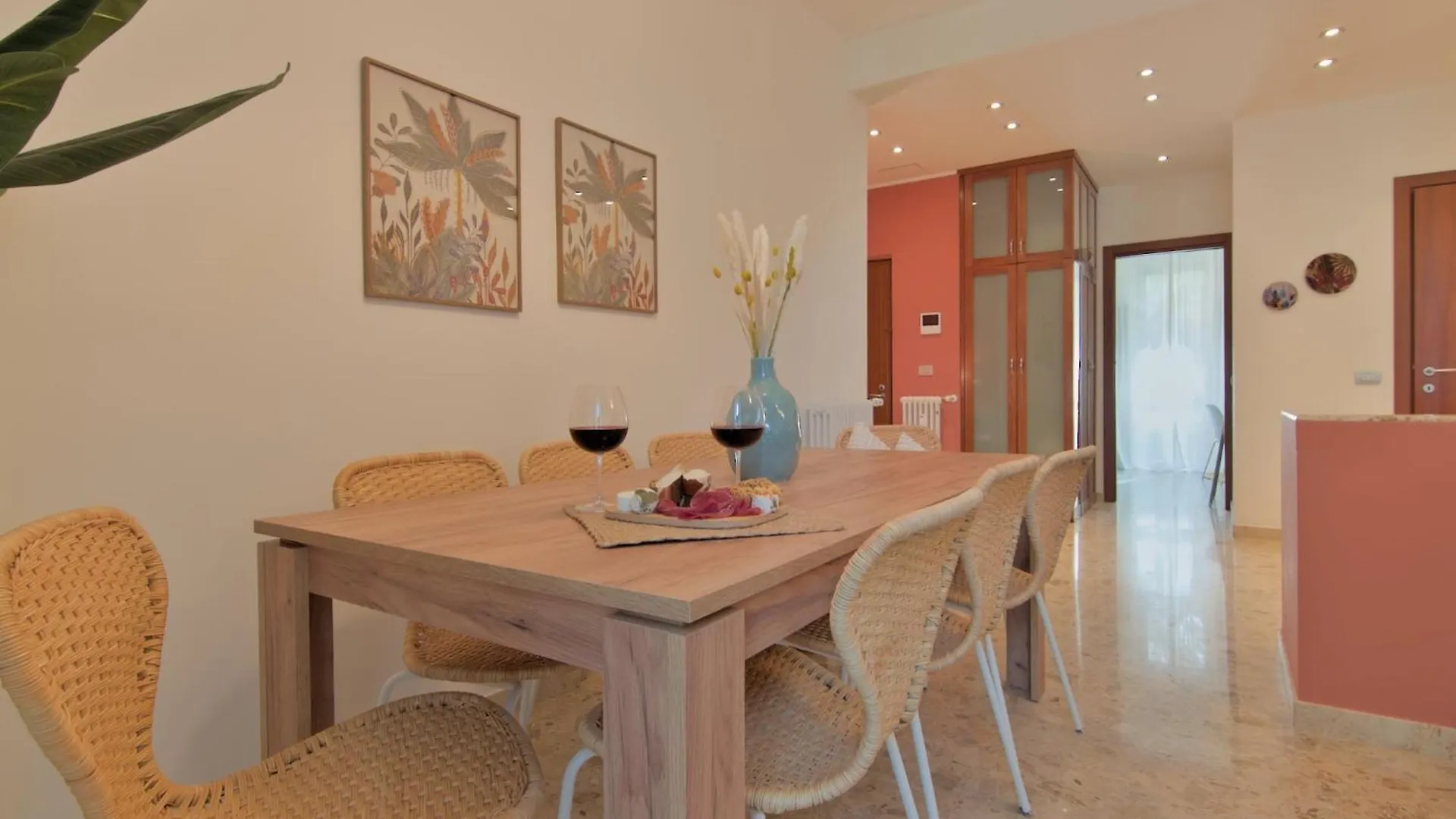 Διαμέρισμα Atelier River Charm Near Adige, Center & Game Room Βερόνα